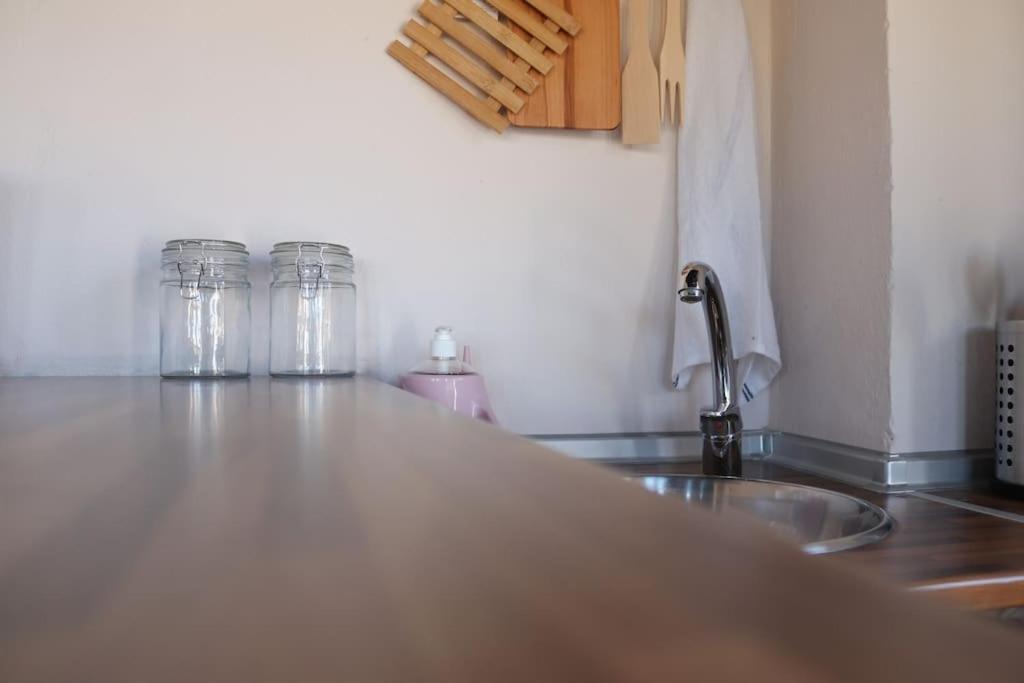Private Apartment - The Lover'S Nest - Apt Privado Granada Buitenkant foto
